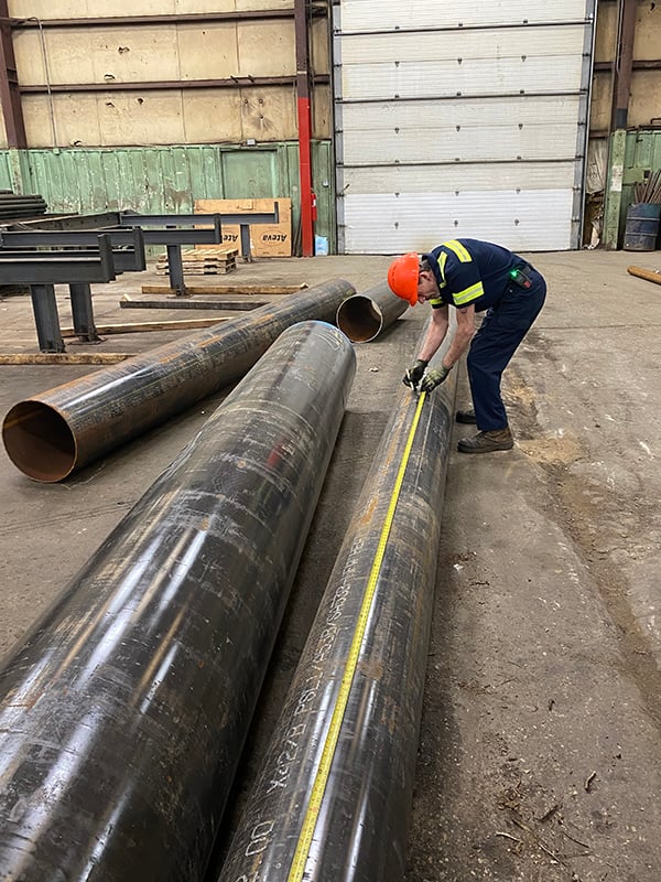 estudio-de-caso-marmon-keystone-trabajador-de-tuberías