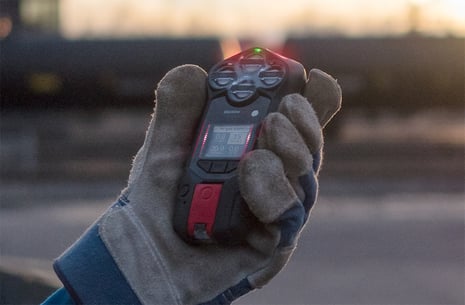 trabajador petrolero-h2s-gas-exposición-vida real