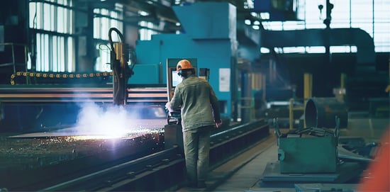 Seguridad conectada para operadores de máquinas que trabajan solos