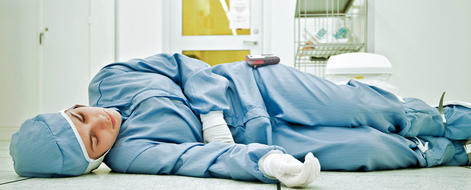 Imágenes del blog: trabajador de laboratorio caído