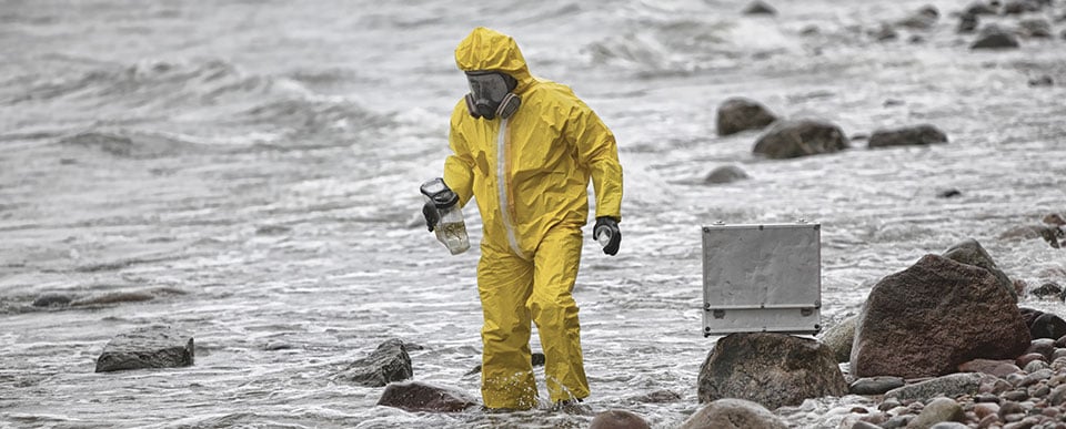 trabajador-solitario-remoto-3