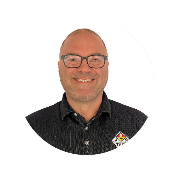 Bobby Salvesen: Los chicos de los materiales peligrosos